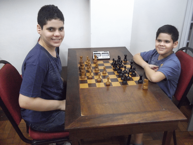 Livro dominando estrategias xadrez johan hellsten