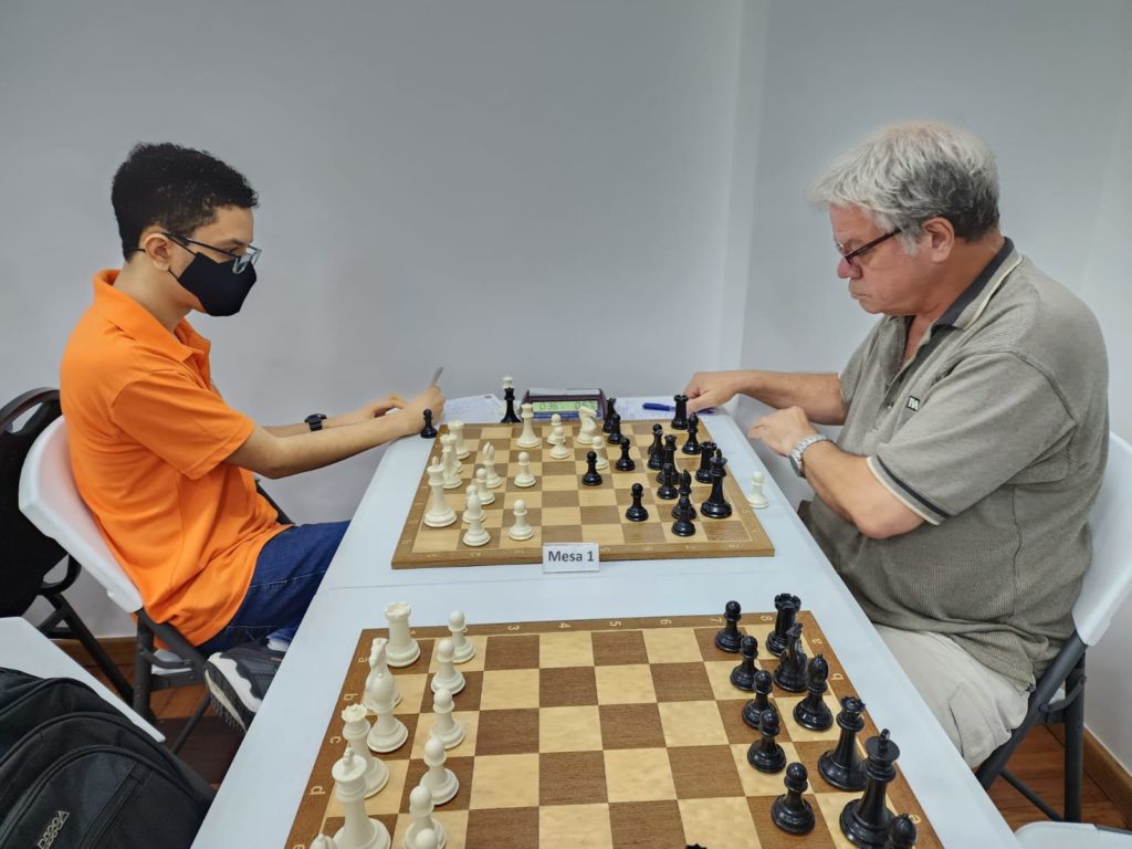 Treinamento – Associação Leopoldinense de Xadrez – ALEX